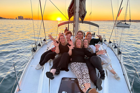 Lisbon: Tagus River Sailboat City Cruise Shared Tour - Sunset Tour