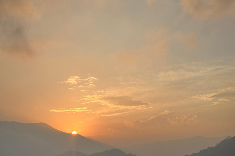 From Pokhara: 4-Day Ghorepani Poon Hill Trek with Guide