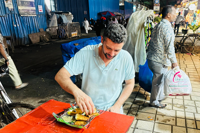 Mumbai: Street Food Tasting Tour Group street food tour (without pickup and drop)