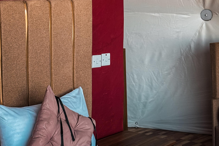 Wadi Rum: Desert Camp Tour With Jeep Safari And Star Gazing: