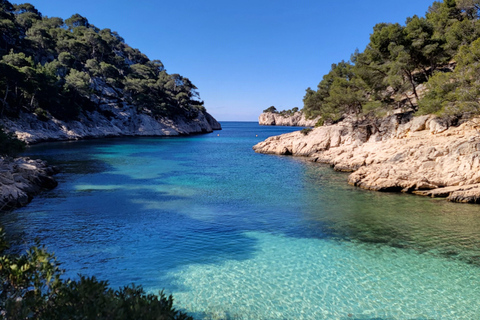 Cassis: Day of Sea Kayaking in the Calanques National Park Cassis: Sea kayaking day in the Calanques National Park
