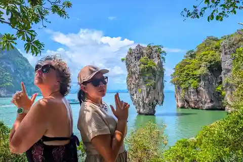 Phuket: Premium Tour to James Bond & Koh Panyi with Lunch