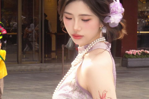 Shanghai: Yuyuan Garden Qipao & Hanfu Photoshoot Experience