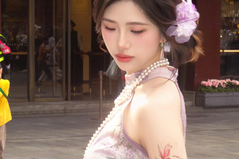 Shanghai: Yuyuan Garden Qipao & Hanfu Photoshoot Experience