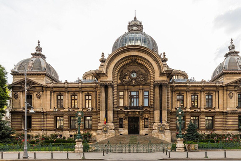 Bucharest: Vintage Mercedes G-Class City Tour