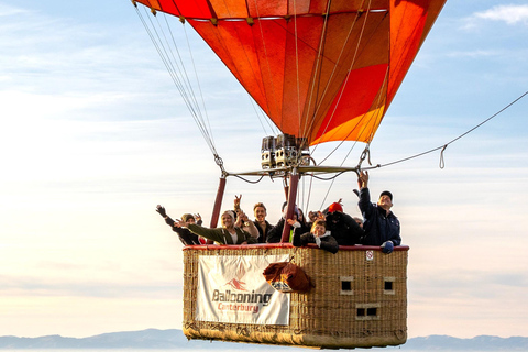 Canterbury Plains: Sunrise Hot Air Balloon Flight