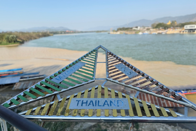 Chiang Rai: Explore All 7 Major Sites & Free Buffet Lunch Chiang Rai: Wonderful Temples & 7 Major Sites | Buffet Lunch