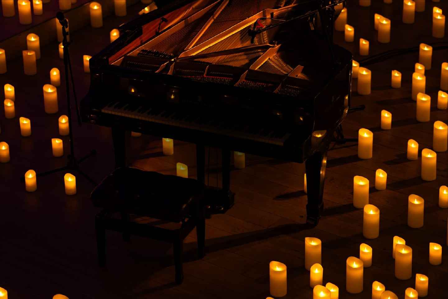 Rome: Chopin Piano Concert by Candle Glow - Rome: Chopin Piano Concert by Candle Glow