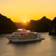 Halong Bay: 2-Day Cruise with Meals, Kayaking & Foot massage Halong Bay: 2-Day Cruise with Meals, Kayaking & Foot massage
