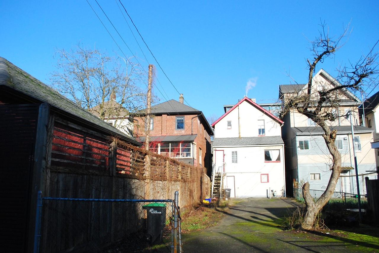BC Black History Walking Tour (Under the Haint Blue Sky) Under The Haint Blue Sky: The Lost Alley tour (Private)