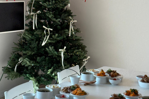 Busan: Korean Cooking Class with Kimchi and Gimbap