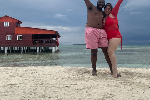 Panama City: San Blas Tropical Adventure – 3 Islands with Lunch at a Local Restaurant Tropical Adventure in Guna Yala: 3 Islands with Lunch at a Local Restaurant