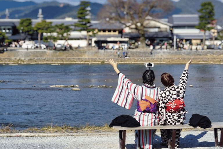 Città di Tokyo: Personalizza il tour di un giorno con autista che parla in inglese