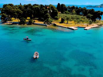 Zadar: Wycieczka łodzią motorową z nurkowaniem i owocami