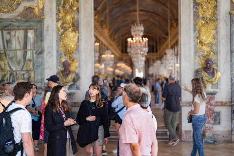 Tour sin colas del Palacio de Versalles en tren desde ParísDías de Espectáculo de fuentes