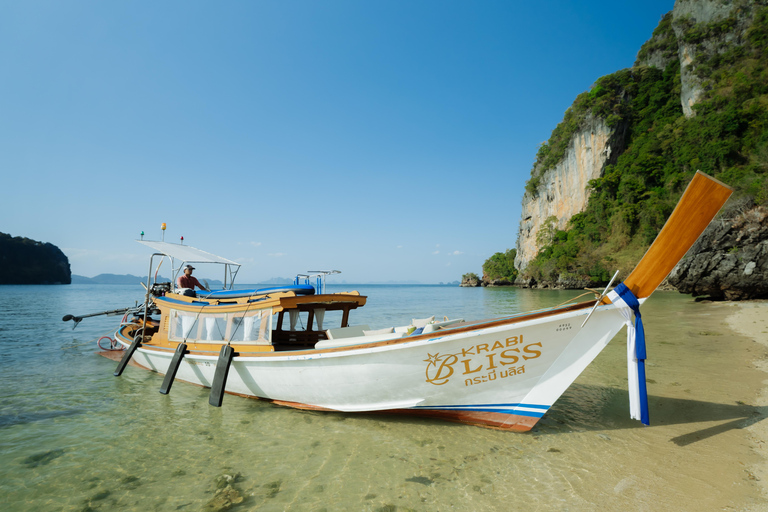 Krabi: Hong Island Private Luxury Longtail Boat Trip Krabi: Private Hong Island Luxury Longtail Boat Trip