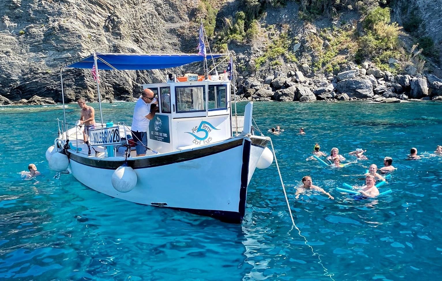 Cinque Terre: Tagesausflug auf einem traditionellen Gozzo