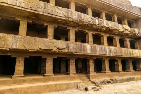 Betaalbare taxirit van Aurangabad naar de Ajanta &amp; Ellora grotten