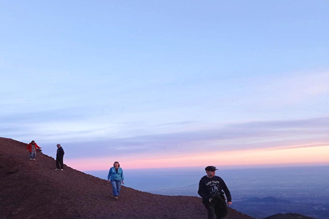 Från Catania: Morgontur på Etna-berget med vinprovning