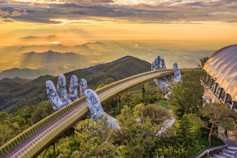 Da Nang: DAD Airport to City Centre|Hotels Private Transfer