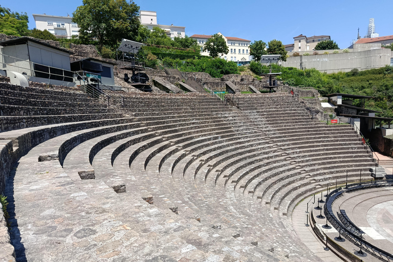 Lugdunum: Lyon, a Roman Colony Lugdunum: Lyon, a Roman colony