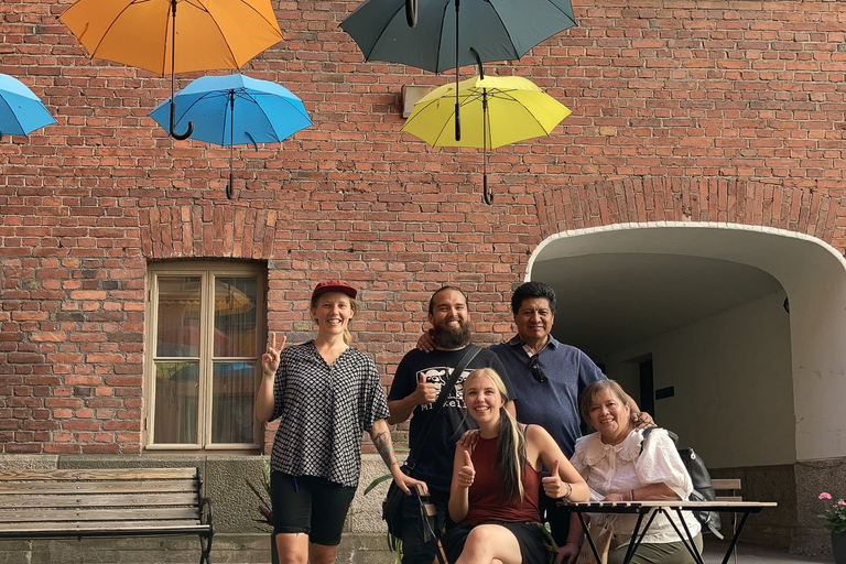 Helsinki: Visita a pie en grupo reducido con un guía local