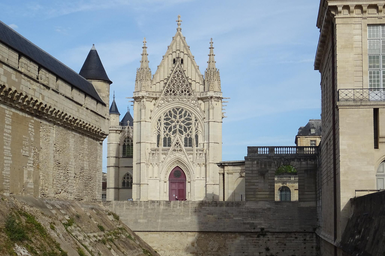 Vincennes Castle: Private Guided Tour with Entry Ticket Vincennes Castle: Private Guided Tour with Ticket