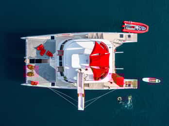 Pattaya: Full-Day 2 Islands Yacht Trip with Lunch and Sunset