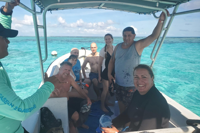 Caye Caulker Snorkeling & Secret Beach Day Tour