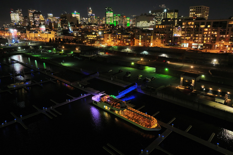 Montreal Old Port: &quot;Frosted&quot; Evening Dining CruiseMontreal: Frostiges Abenddinner im alten Hafen STANDARD SEAT