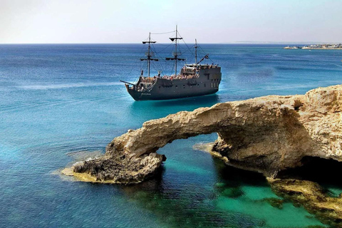 Ayia Napa: Black Pearl Pirate Ship Cruise with Lunch