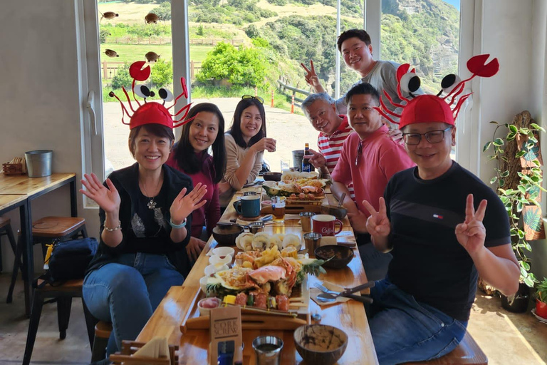 Isola di Jeju: Un tour in furgone con una guida che ama molto JEJU