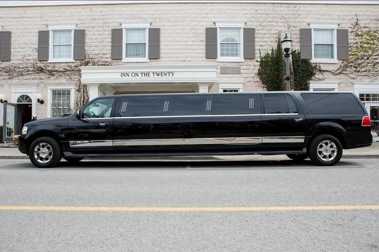 Niagara-on-the-Lake: Private vehicle Wine Tour with Tastings