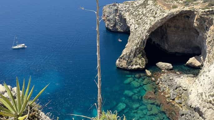 Bellezze del Sud: Marsaxlokk e Grotta Azzurra TOUR IN PORTOGHESE