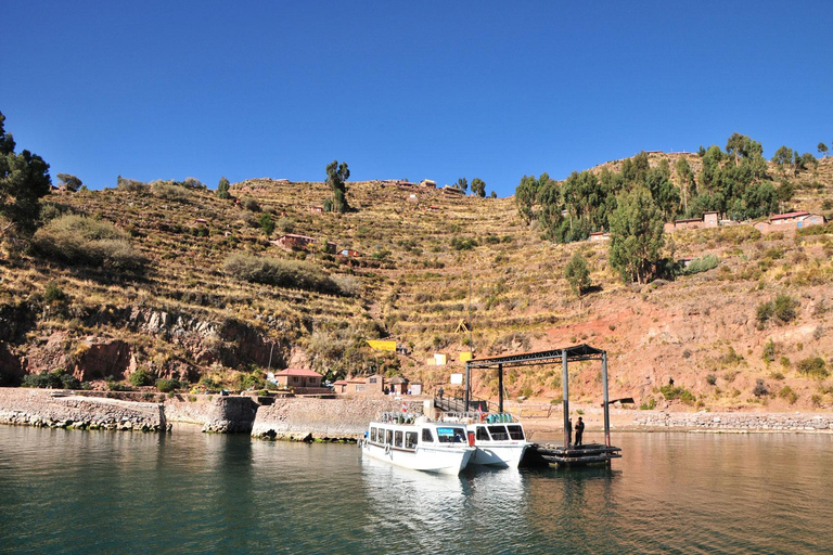 Excursion: 3 stops in the middle of Lake Titicaca, floating Uros and Taquile Excursion: 3 stops in the middle of Lake Titicaca, floating Uros Islands, and Taquile