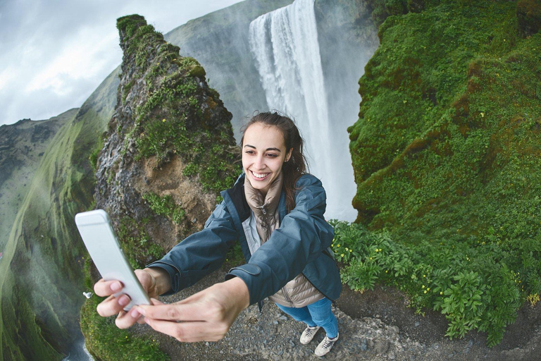 Reykjavik: 8-Day Iceland Ring Road Guided Small Group Tour