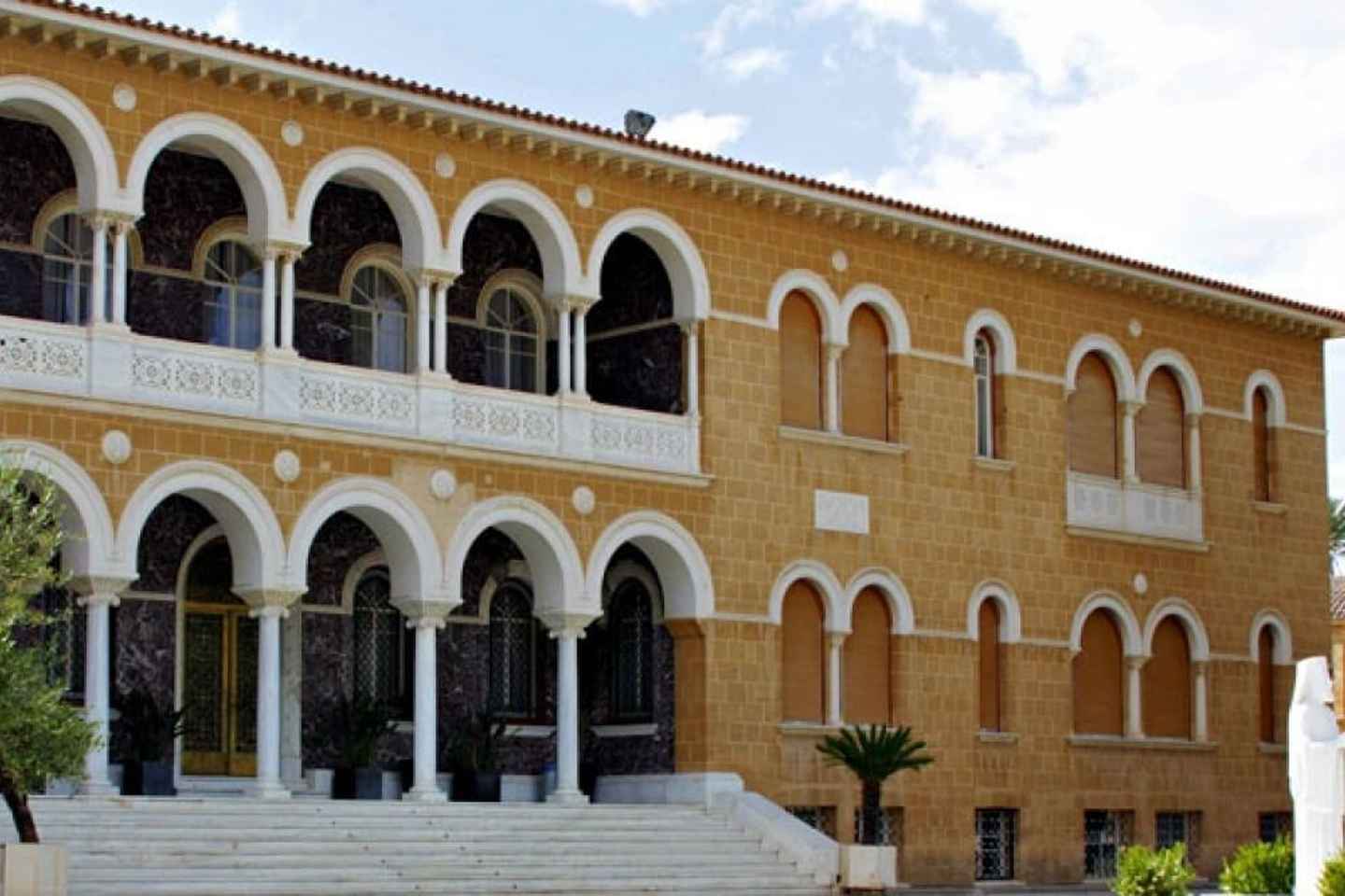 Nicosia: Private Walking Tour of the City with a Local Guide