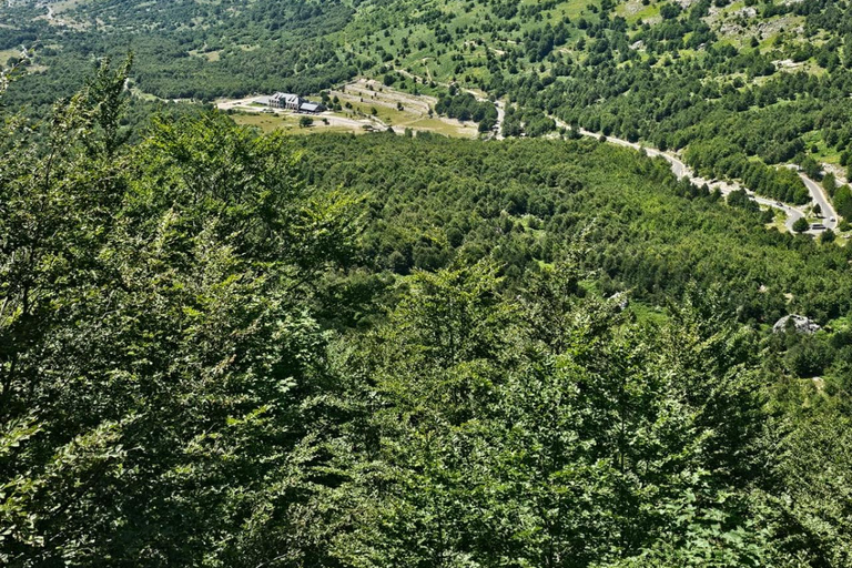 From Shkoder: Theth Full-Day-Tour, With lunch.