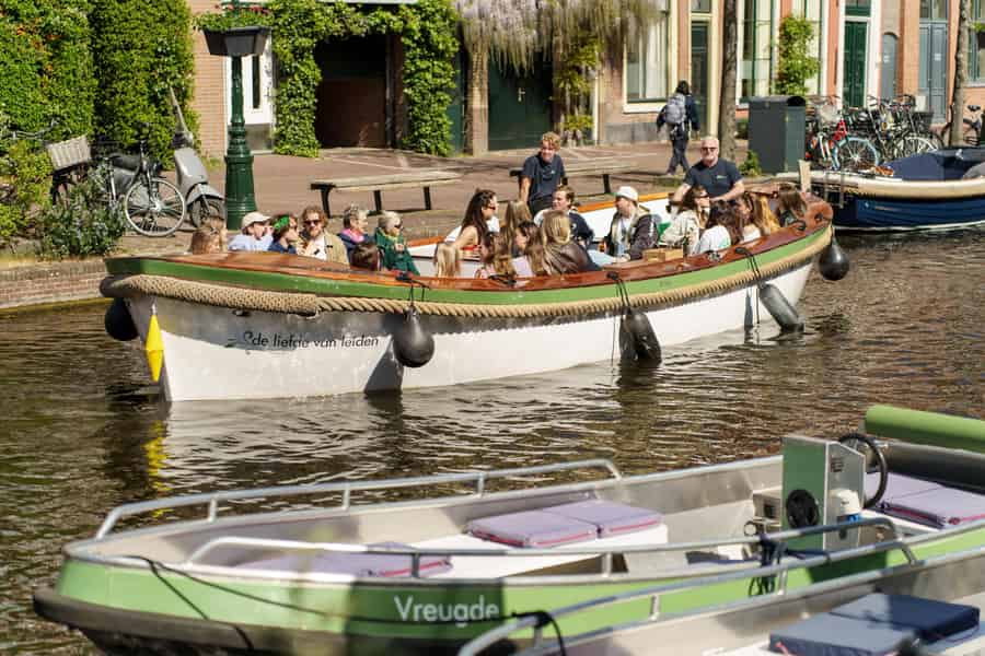 Leiden: Geführte Grachtenrundfahrt. Foto: GetYourGuide Leiden: Geführte Grachtenrundfahrt. Foto: GetYourGuide