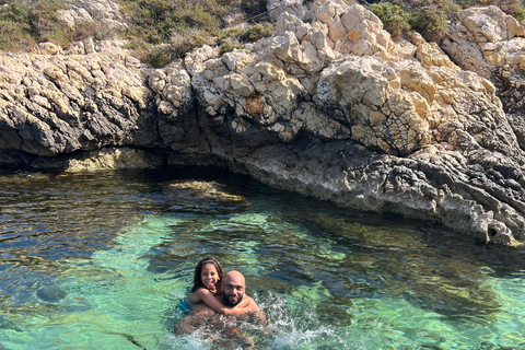 Marseille: Rent a private boat with a skipper private boat trip to calanques du frioul