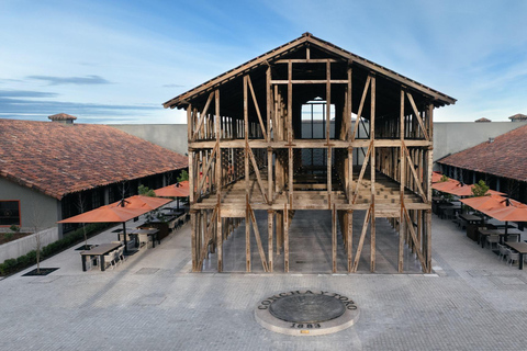 VISITE GUIDÉE DU CENTRE DU VIN (SANS MUSÉE SENSORIEL)Anglais