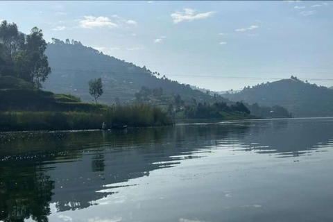 Desde Kigali: 3 días de senderismo por los gorilas de Bwindi y el lago Bunyonyi