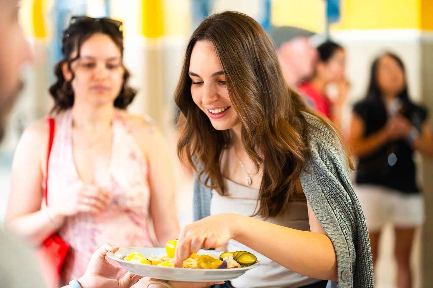 Budapest: Kickstart the City - Local Market Tasting Tour