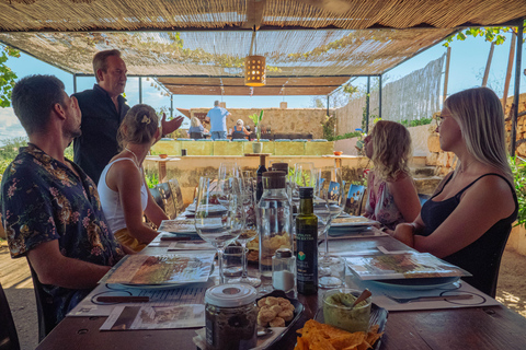 Maiorca: visita alla cantina e degustazione di vini con prodotti maiorchini