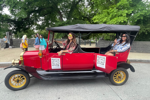 Washington, DC: Monuments &amp; Memorials Tour in a Vintage Car