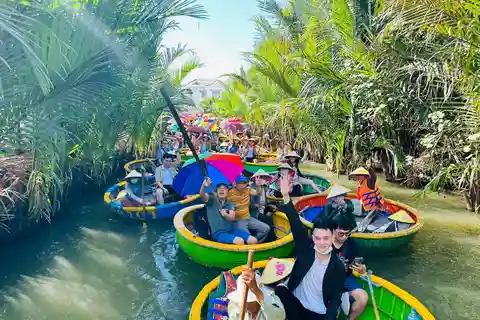 Da Nang: Hoi An Old Town & Coconut Village Tour with Dinner