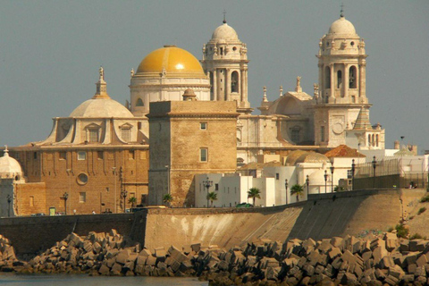 Von Sevilla aus: Private Tagestour nach Jerez und Cádiz