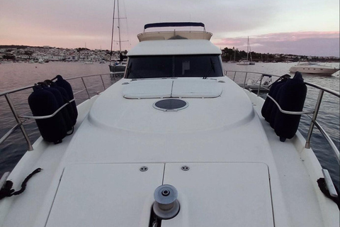 Yacht tour of Cabo de Gata with aperitif included Yacht tour of Cabo de Gata with snack included