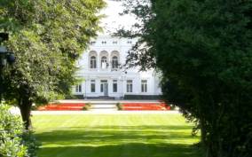 Bonn: Former Government District Private Tour