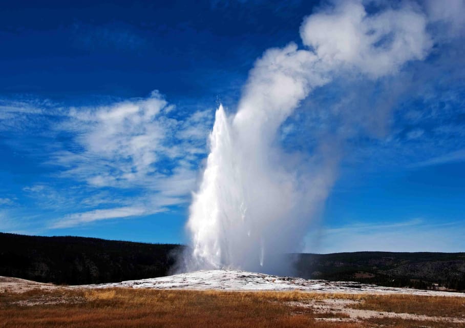 Lodging at Old Faithful Yellowstone & Grand Teton 4-Day Tour image 1